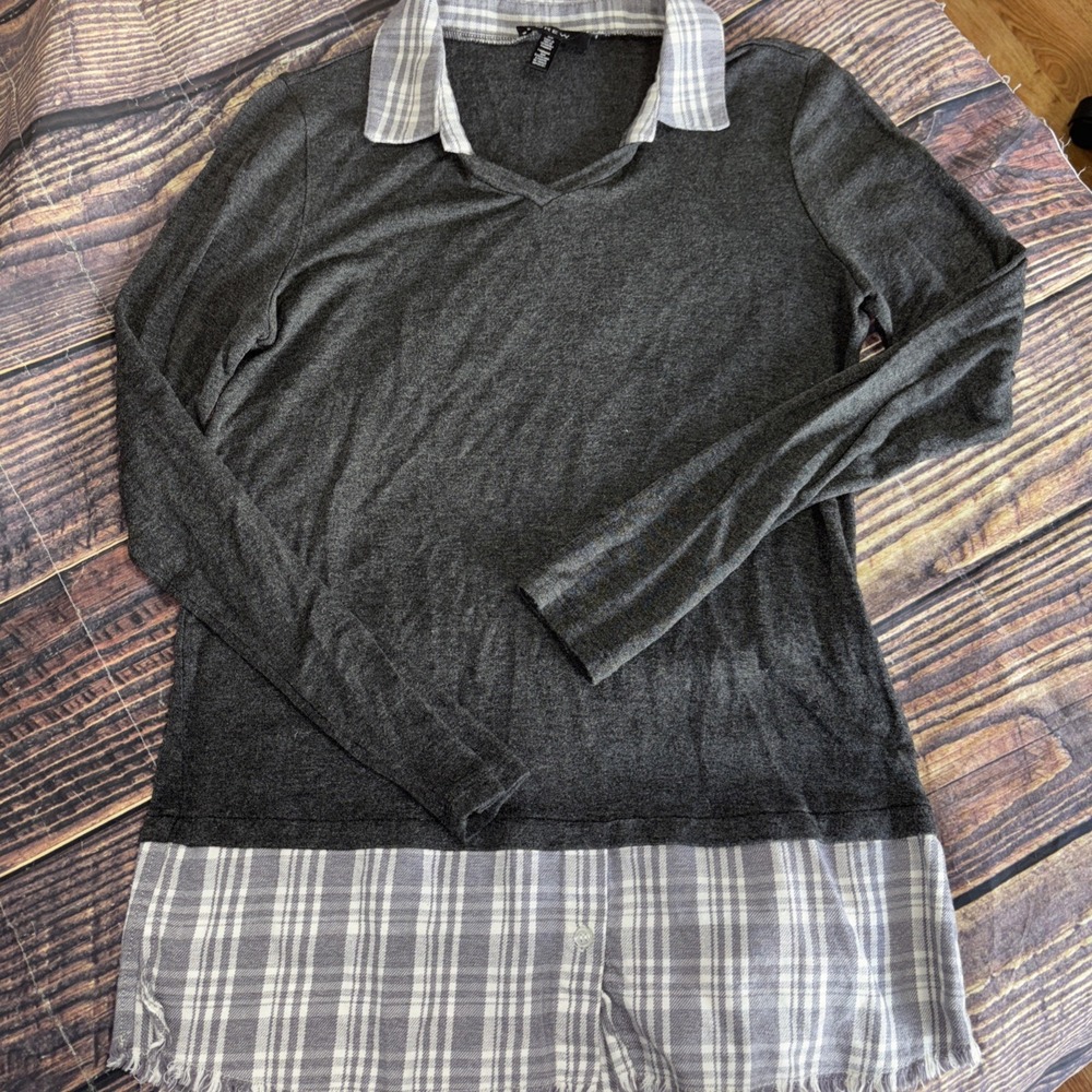Drew Womens Quinn Long Sleeve Black Tee with Attached Collar and Cuffs Size S - Picture 2 of 6
